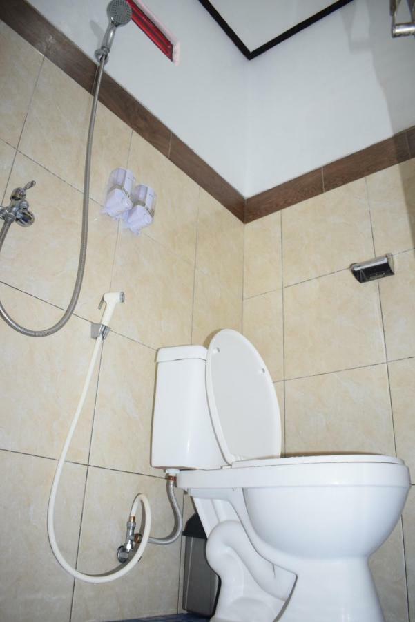 Safsia homestay Toyapakeh Exterior foto