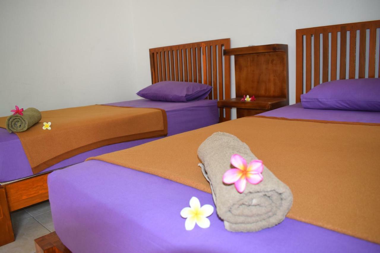 Safsia homestay Toyapakeh Exterior foto