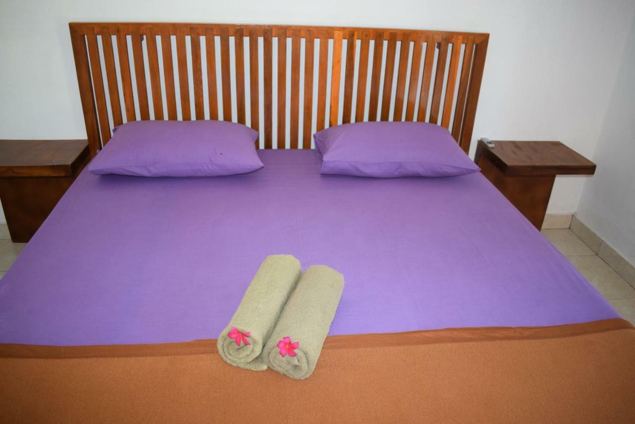Safsia homestay Toyapakeh Exterior foto
