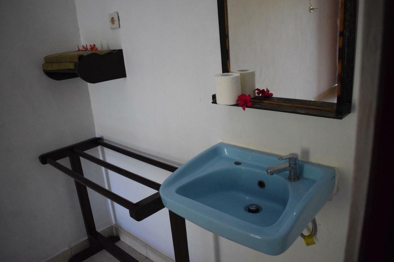 Safsia homestay Toyapakeh Exterior foto