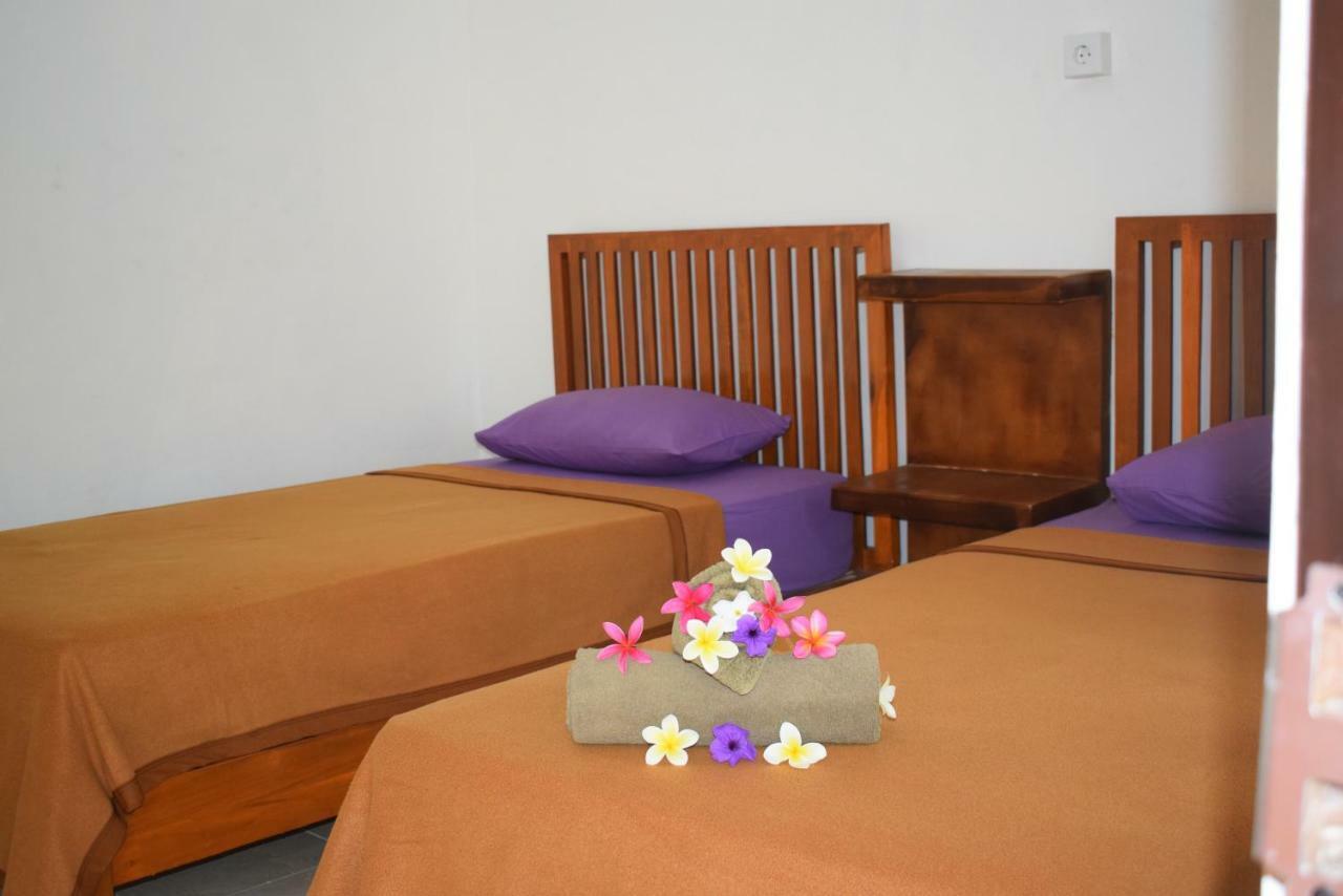 Safsia homestay Toyapakeh Exterior foto